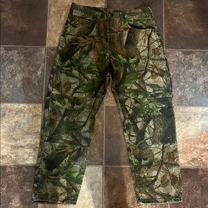 Vintage Wrangler Men's Straight Jeans - Camouflage Green and Brown
